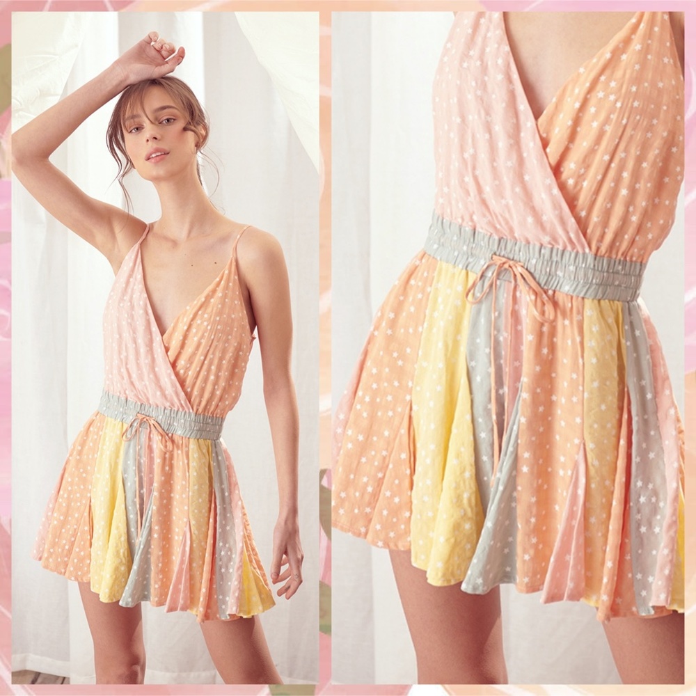 📌 STORIA Sexy Star Print Skort Romper Elasticized Waist Intricate Pleats V-Neck - Picture 8 of 12